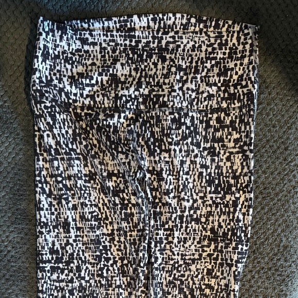 Lululemon - align 25” - Picture 1 of 3